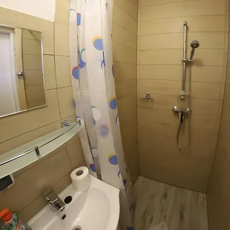 Gwda24 بيت للعطل